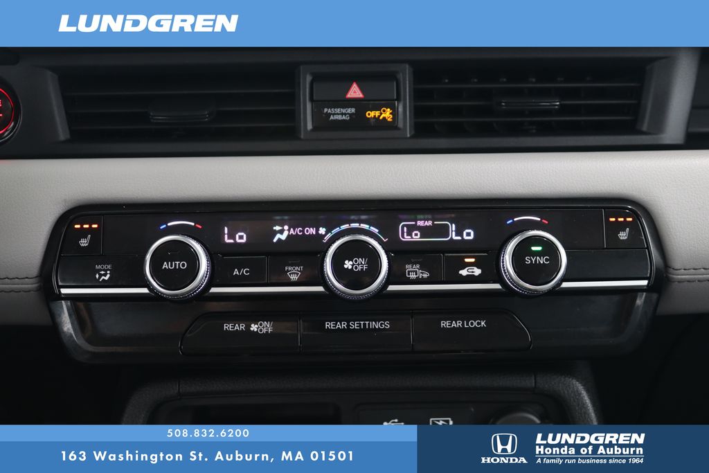 Used 2025 Honda Pilot SUV