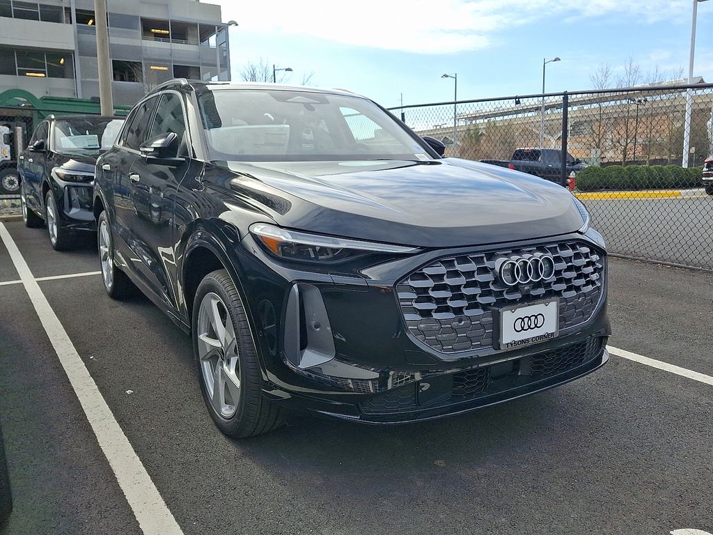 Thumbnail: 2026 Audi Q5 - 3