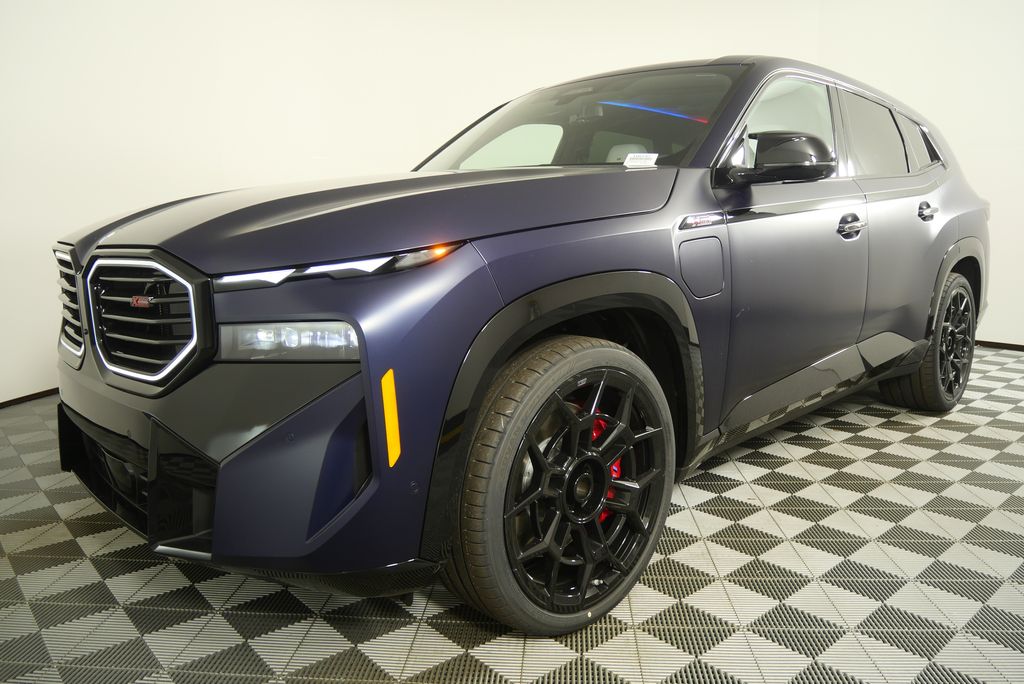 Thumbnail: 2026 BMW XM - 8