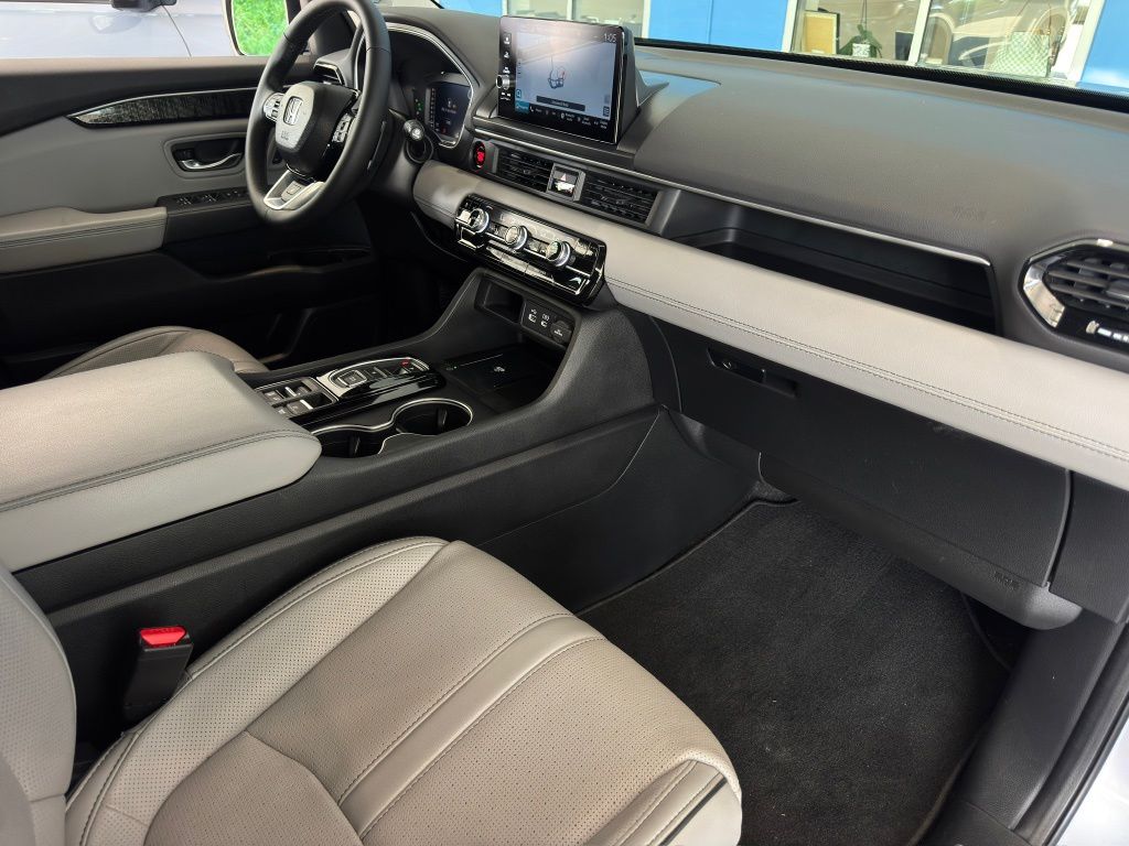 2023 Honda Pilot Elite  at Bayway Cadillac of The Woodlands