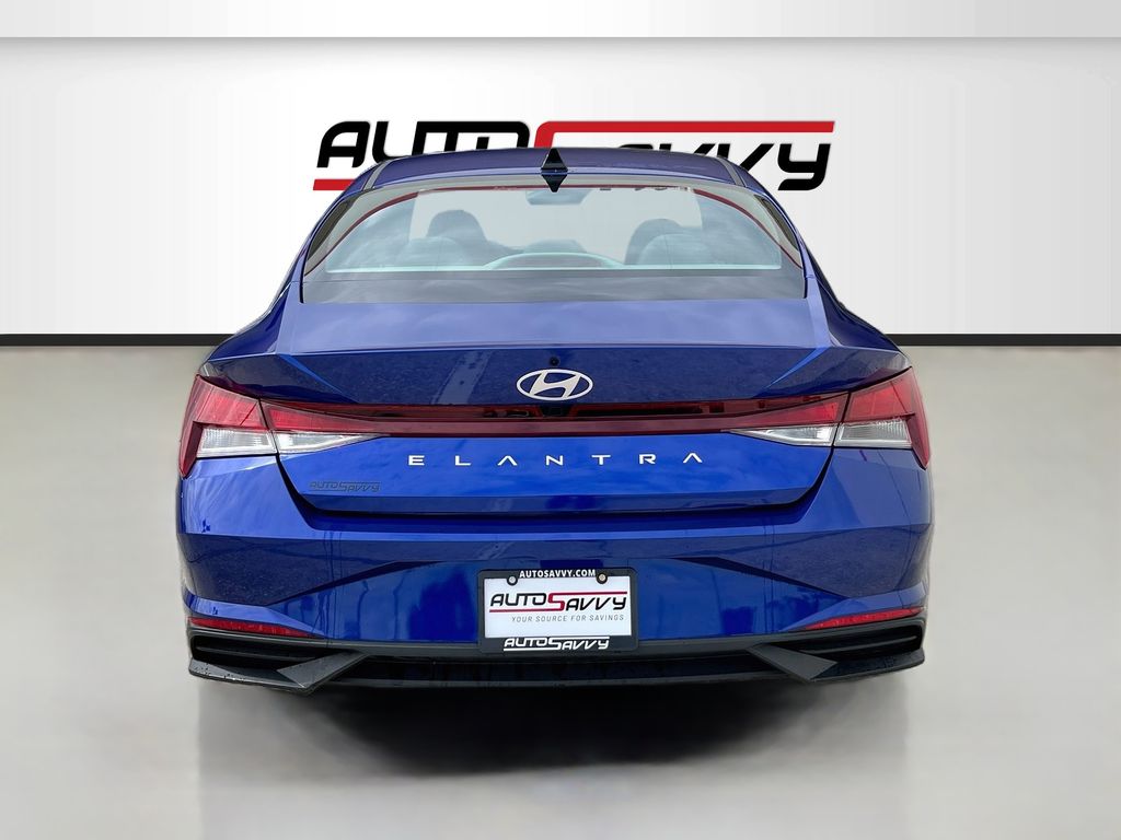 Used 2024 Blue Hyundai SEL image 6