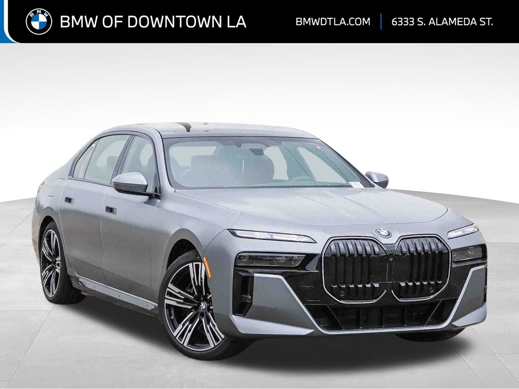 Gray (Frozen Pure Grey Metallic) 2026 BMW i7 Sedan Rear-Wheel Drive Automatic
