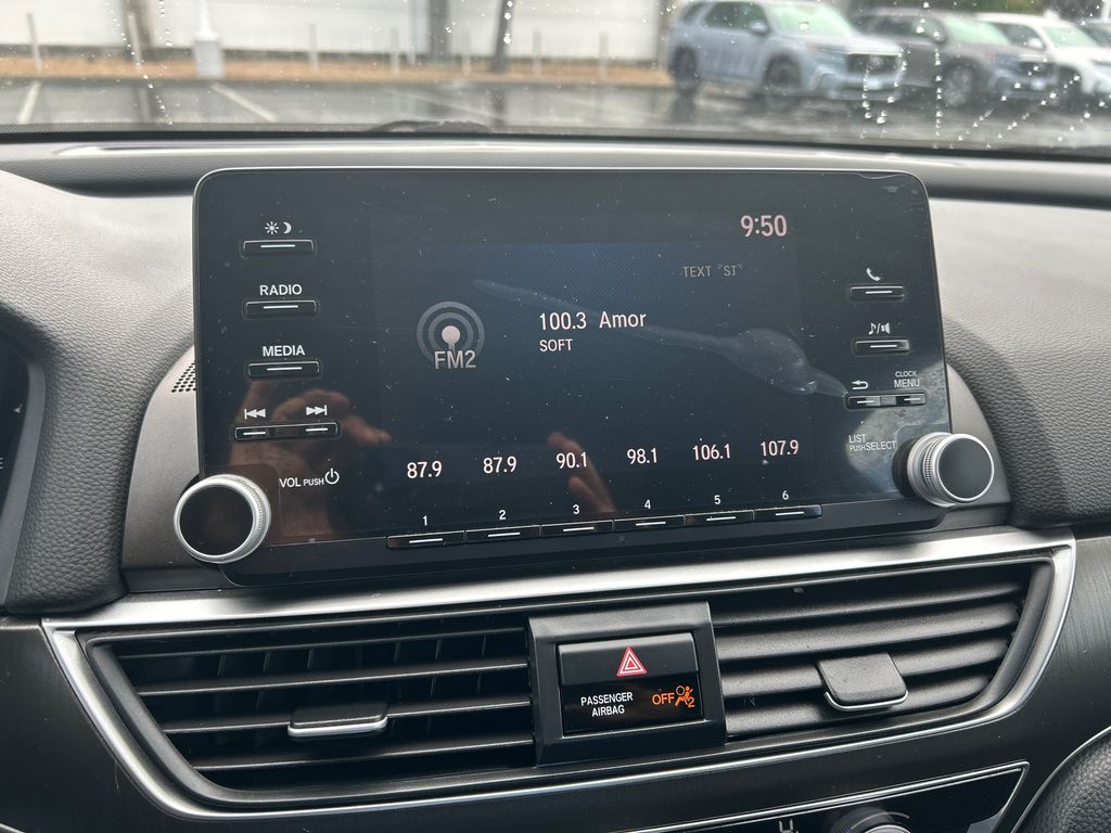 2018 Honda Accord LX 17