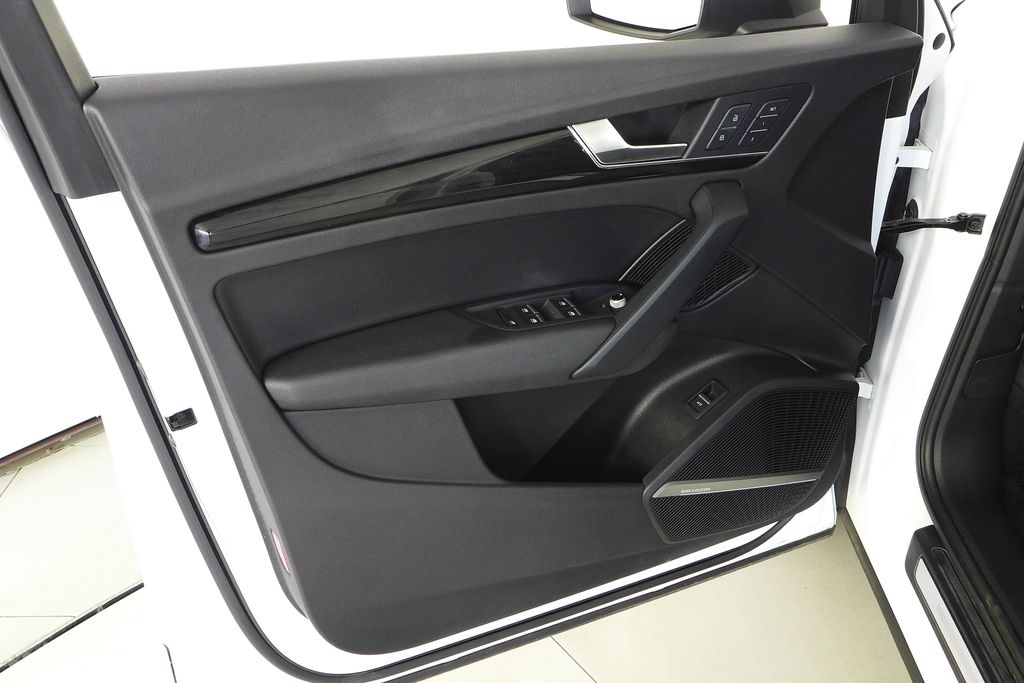 Thumbnail: 2018 Audi Q5 - 11