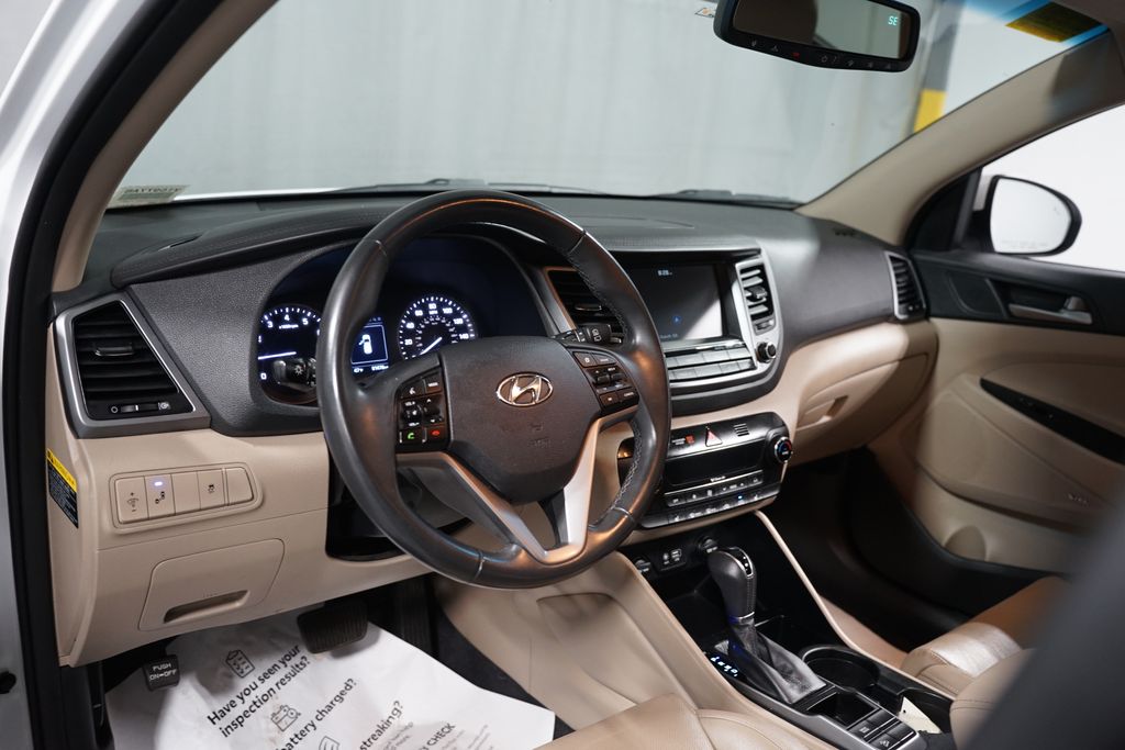 Thumbnail: 2018 Hyundai Tucson - 11