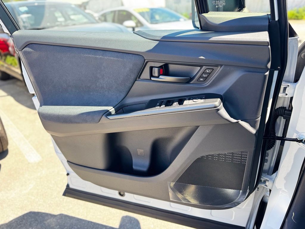 New 2026 Toyota C-HR SUV