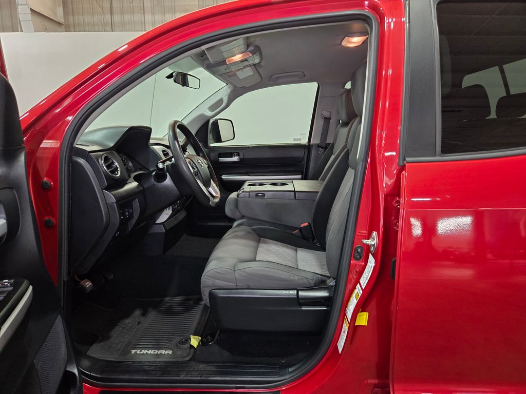 2015 Toyota Tundra SR5