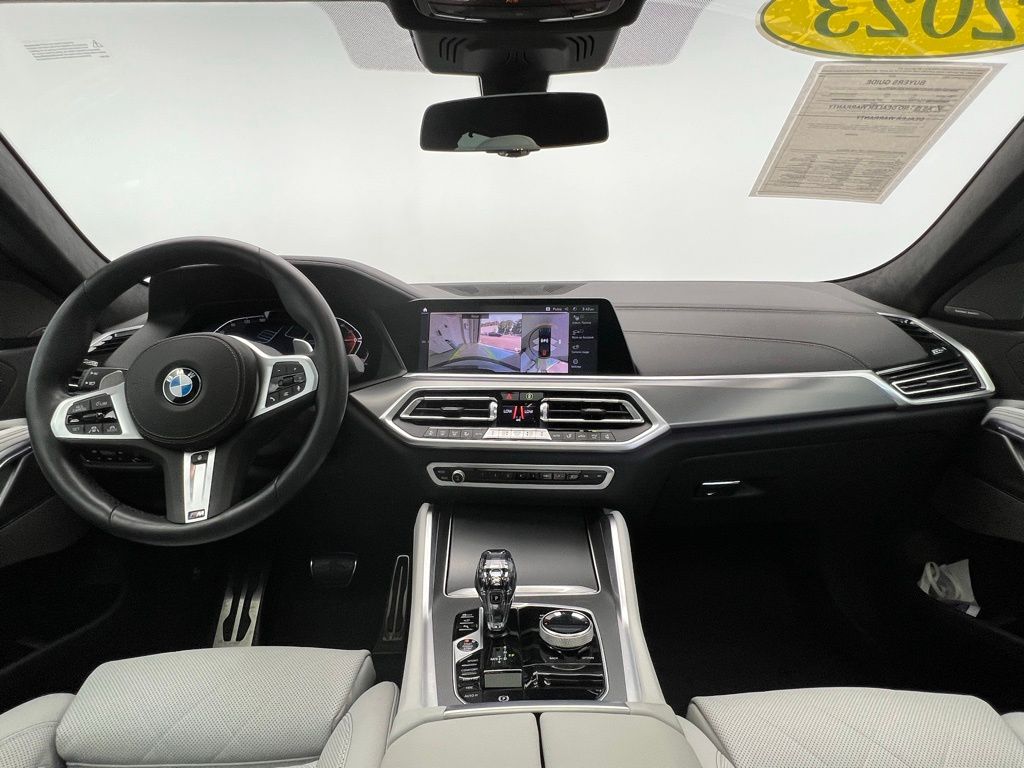 Thumbnail: 2023 BMW X6 - 13