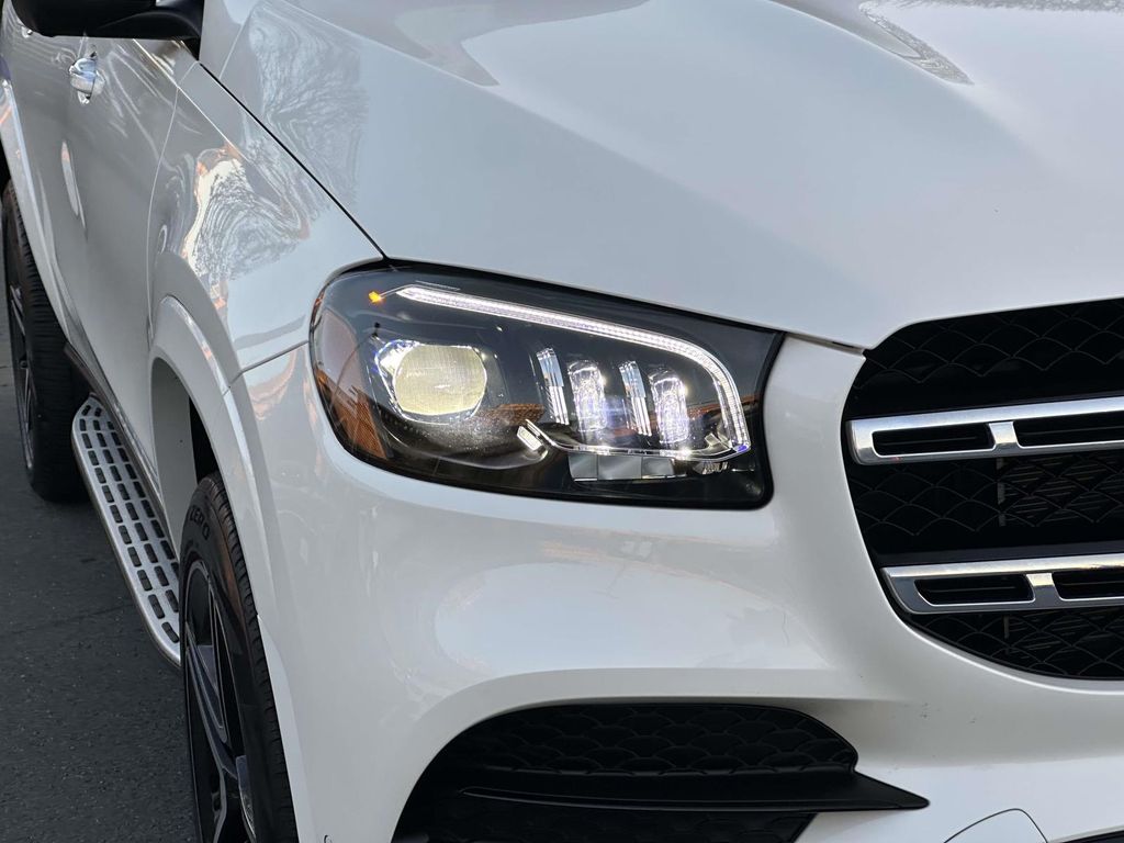 Thumbnail: 2023 Mercedes-Benz GLS - 4