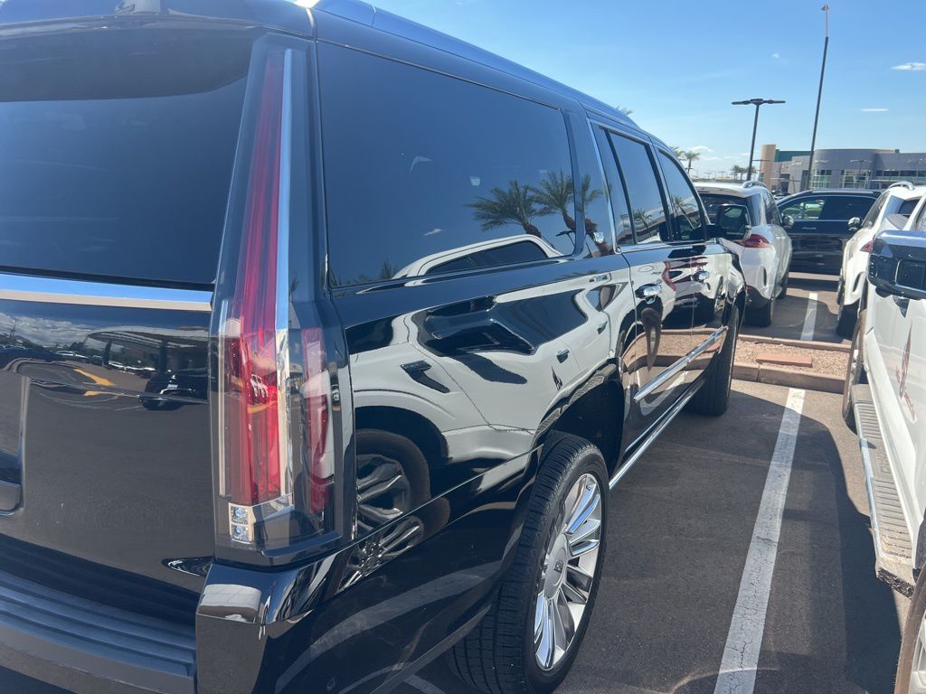 Thumbnail: 2019 Cadillac Escalade - 14