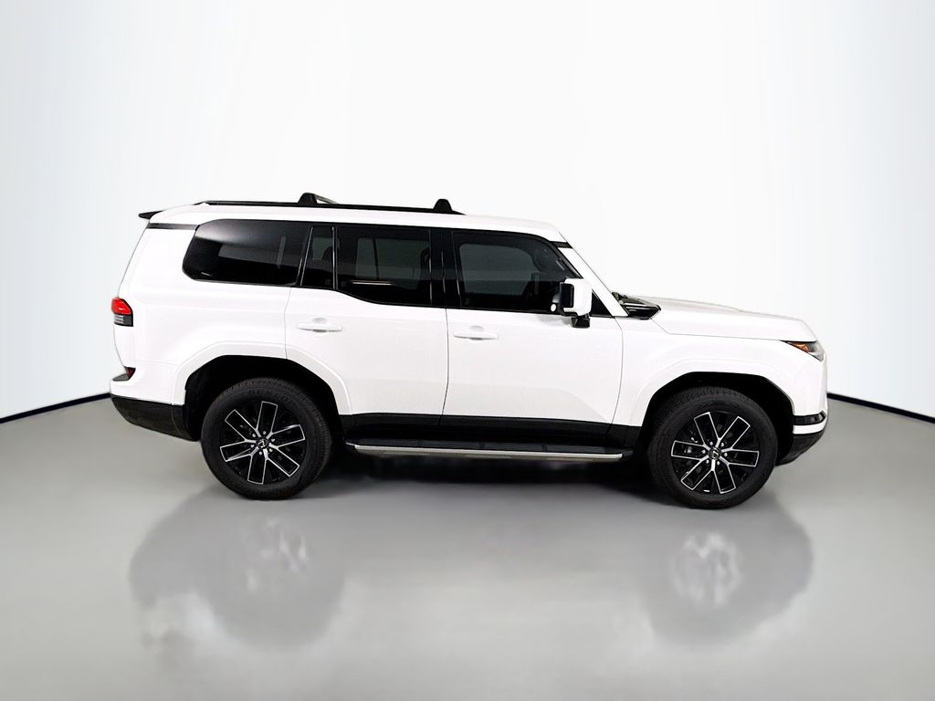 Thumbnail: 2025 Lexus GX - 4