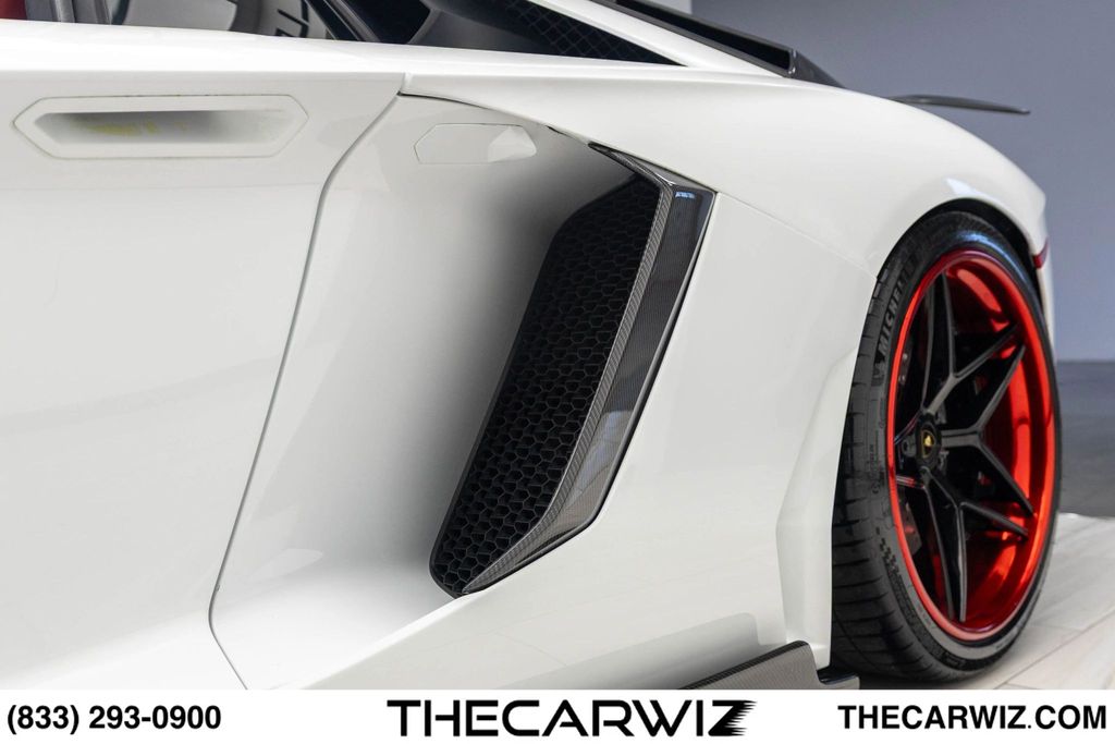 2017 Lamborghini Aventador Base - Photo 14