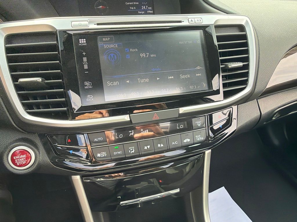 Used 2017 Gray Honda EX-L image 20