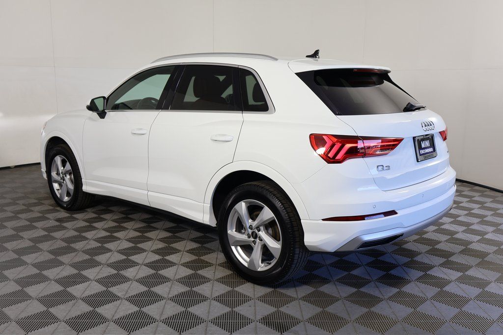 Thumbnail: 2021 Audi Q3 - 6