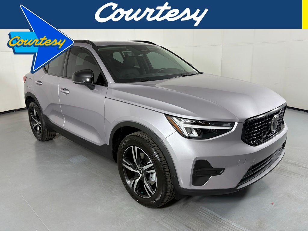 2026 Volvo XC40