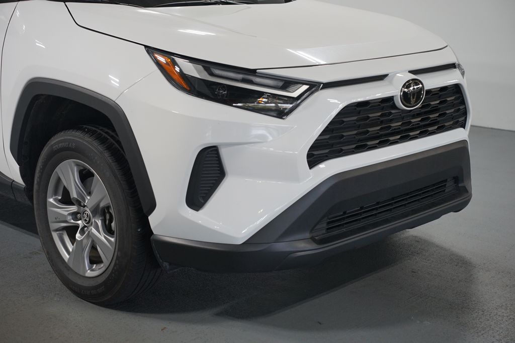 Thumbnail: 2024 Toyota RAV4 - 4