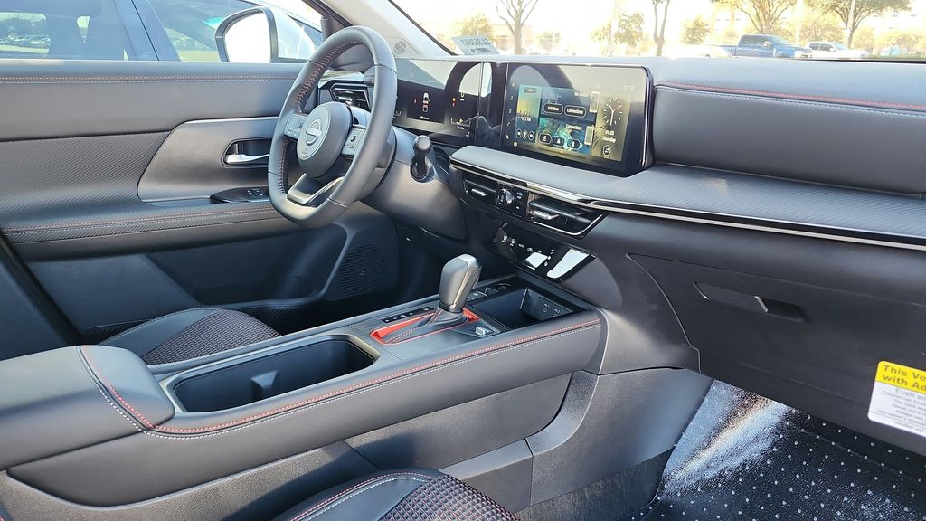2025 Nissan Kicks