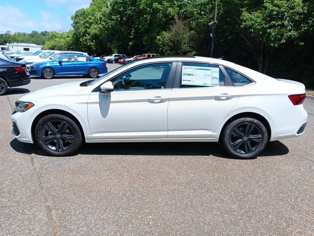 2024 Volkswagen Jetta 1.5T SE 2