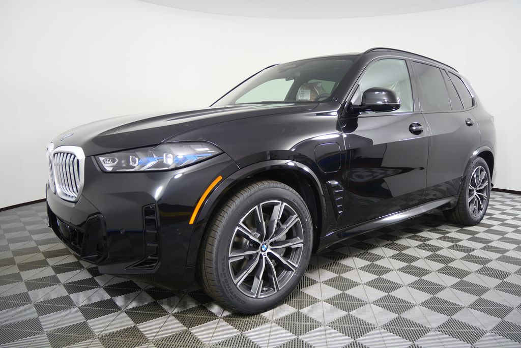Thumbnail: 2026 BMW X5 - 8
