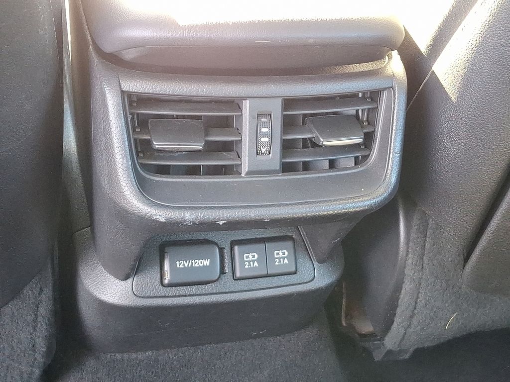 Thumbnail: 2021 Lexus ES - 11