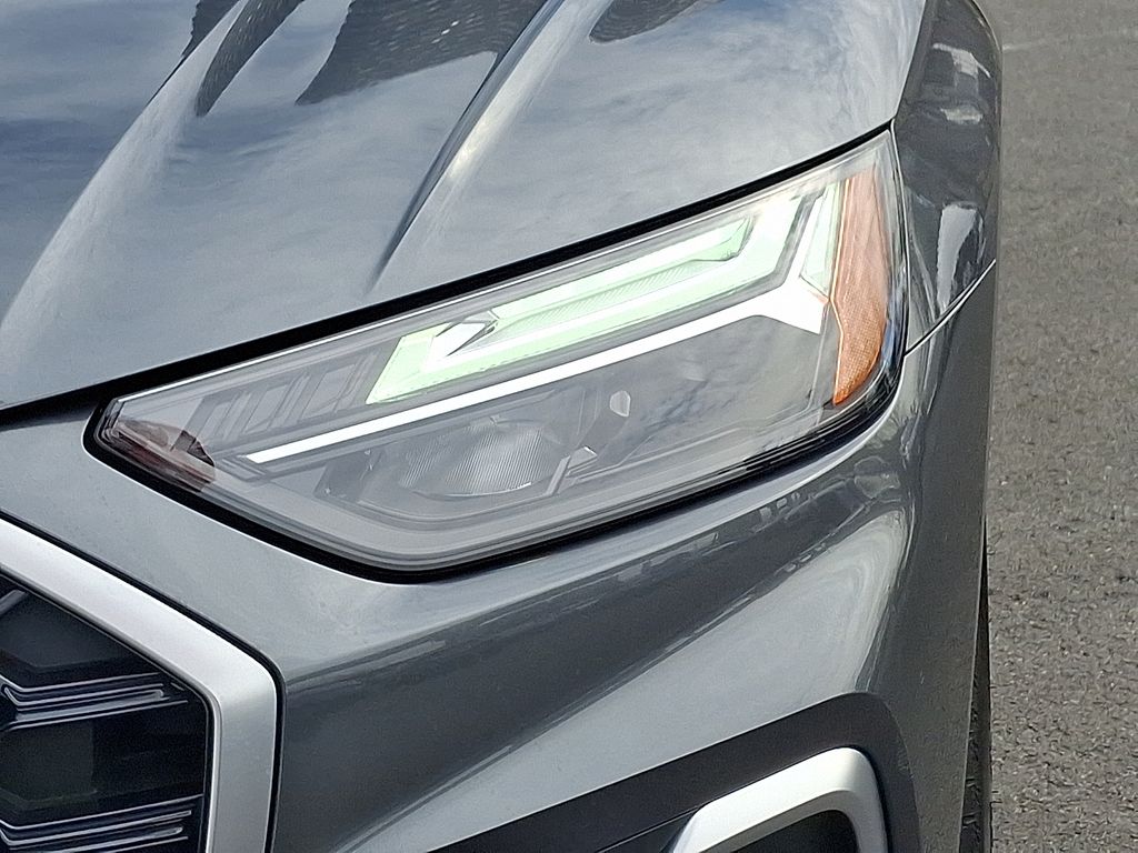 Thumbnail: 2021 Audi Q5 - 9