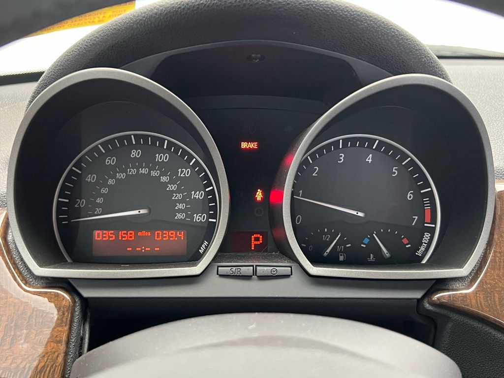 2003 BMW Z4 2.5i 12