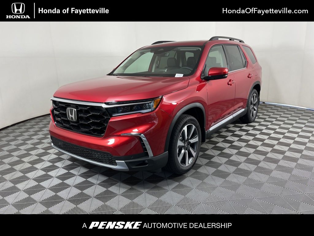 2025 Honda Pilot Touring Hero Image