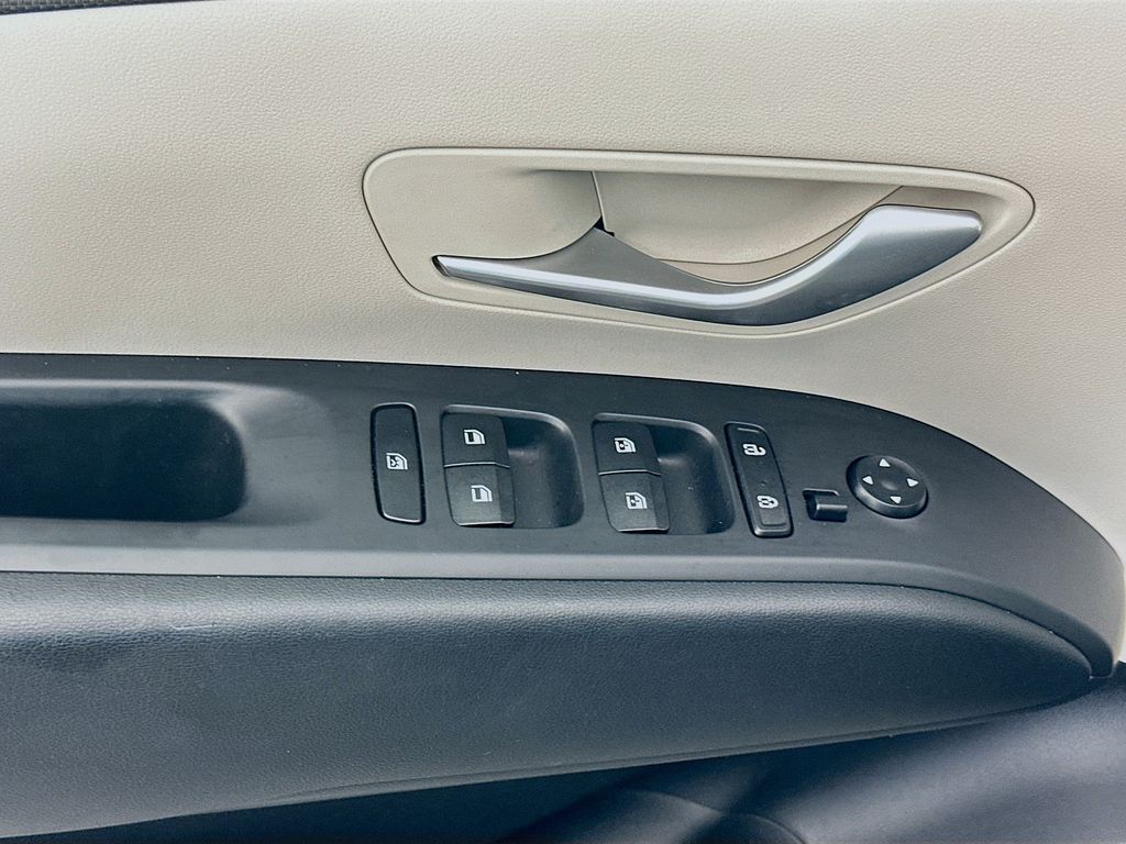 Thumbnail: 2024 Hyundai Tucson - 17