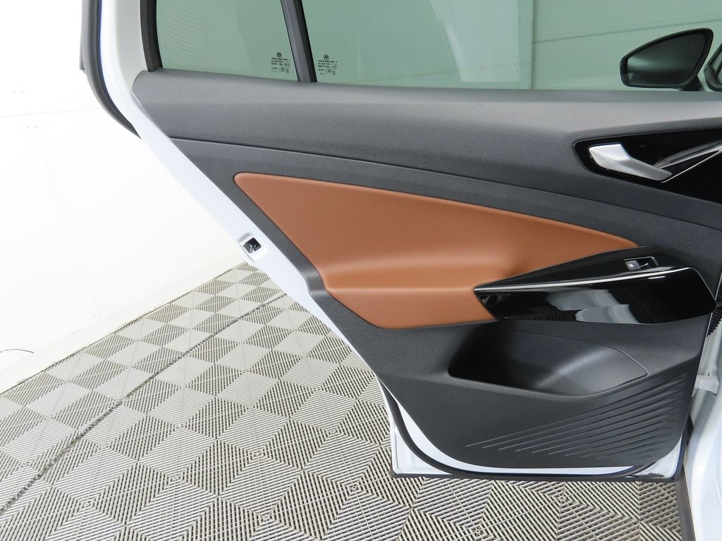 Thumbnail: 2022 Volkswagen ID.4 - 26
