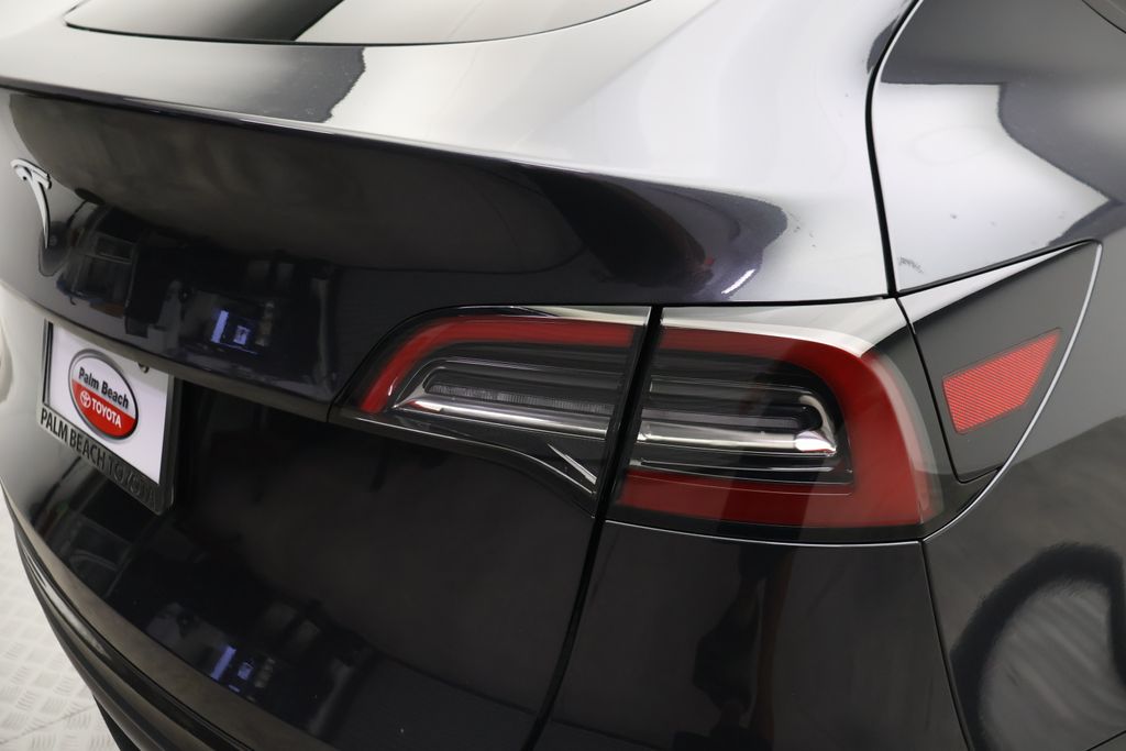 Thumbnail: 2025 Tesla Model Y - 9