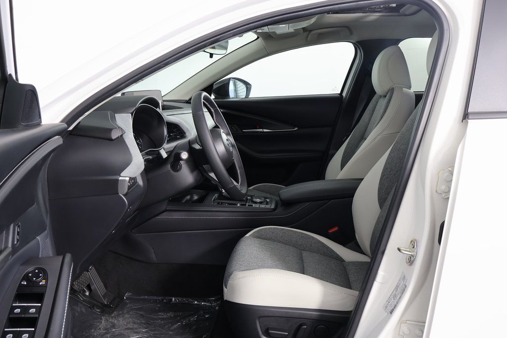 Thumbnail: 2026 Mazda CX-30 - 6