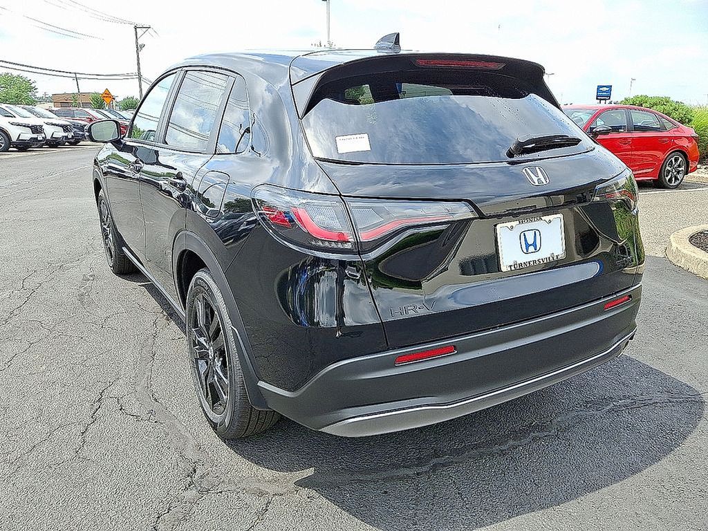 Thumbnail: 2026 Honda HR-V - 3
