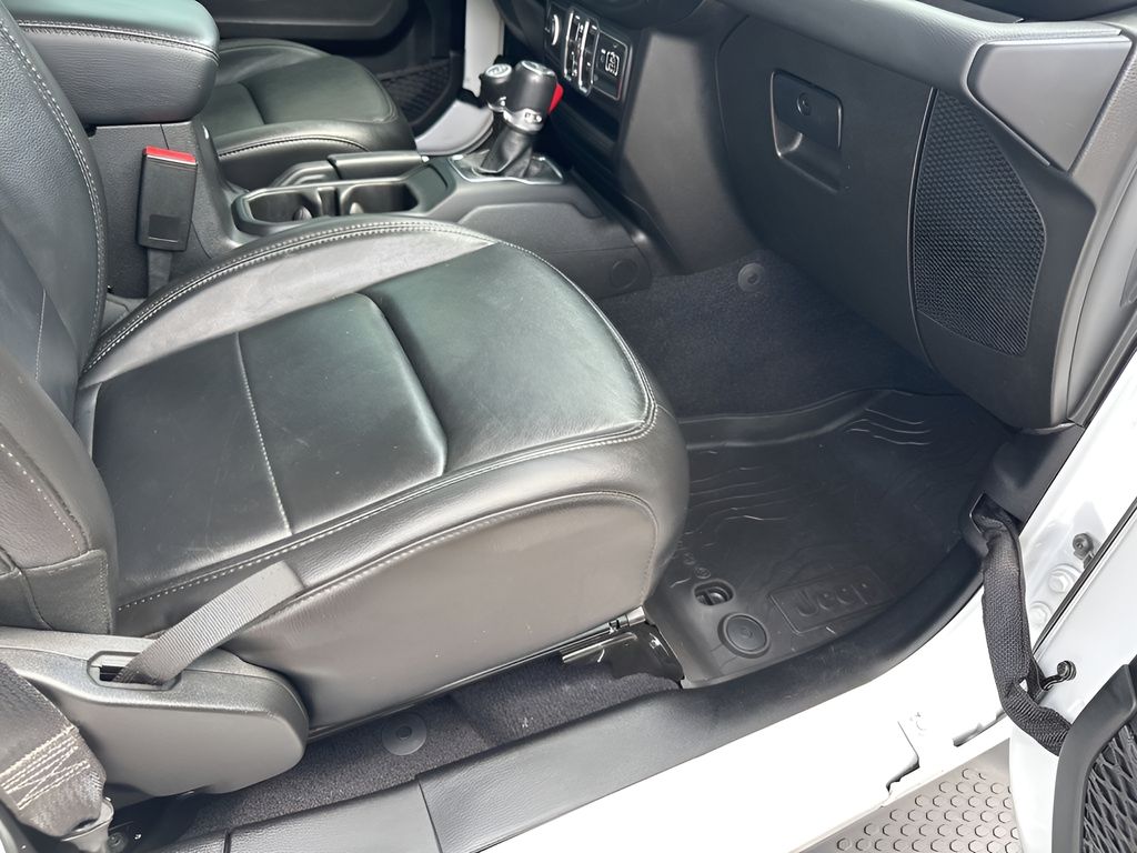 Used Car 2023 Jeep Wrangler  Sahara For Sale Under $35,000 In Austin, Texas