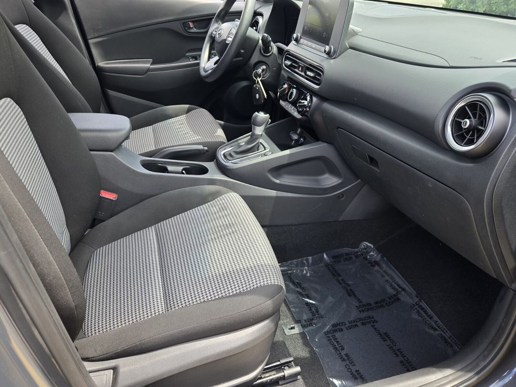 2023 Hyundai Kona - $19,599