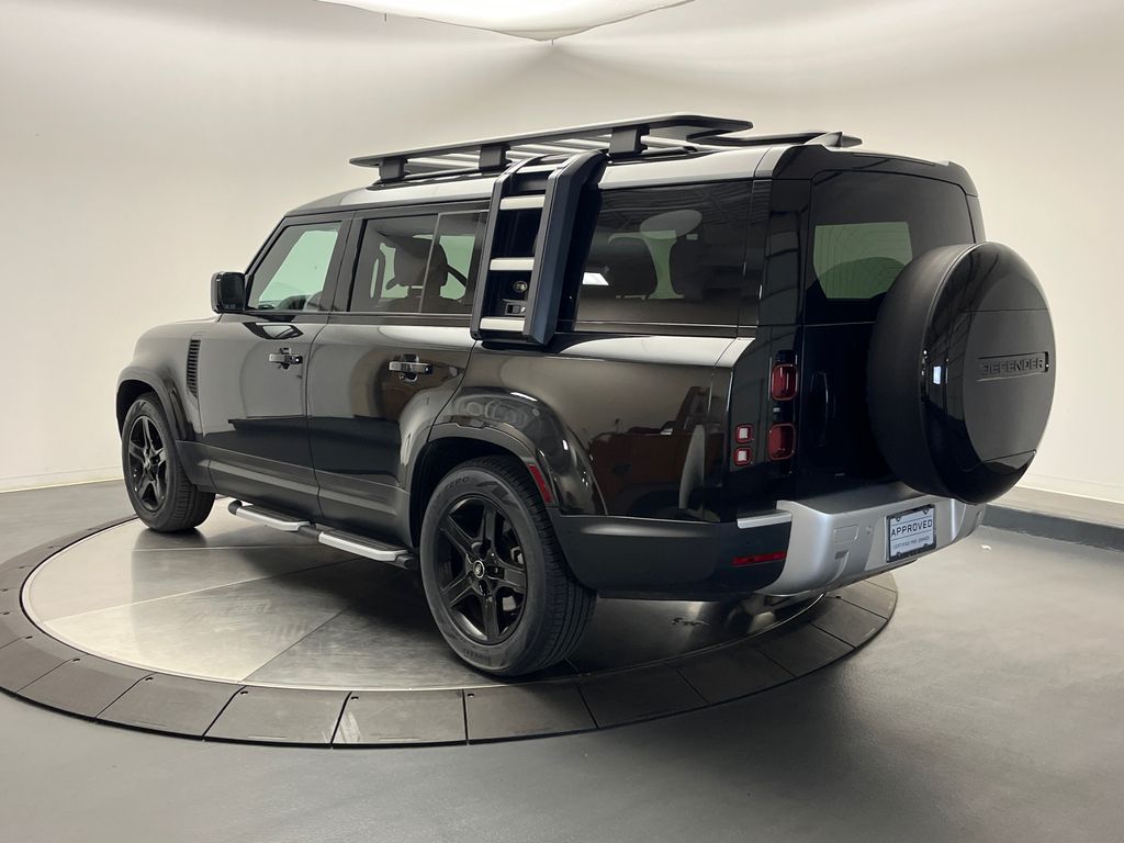 2023 Land Rover Defender 130 3