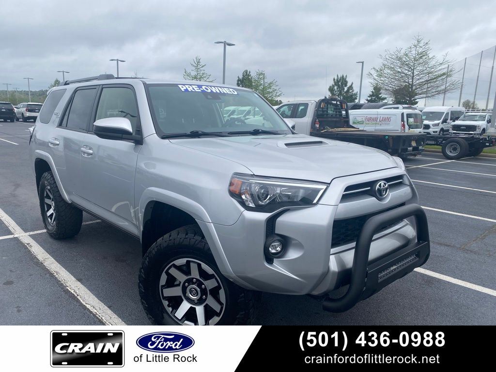 Classic Silver Metallic 2024 Toyota 4Runner TRD Off-Road 4WD SUV / Crossover Four-Wheel Drive 5-Speed Automatic