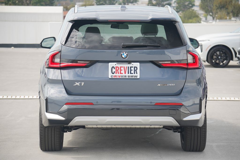 Thumbnail: 2026 BMW X1 - 6