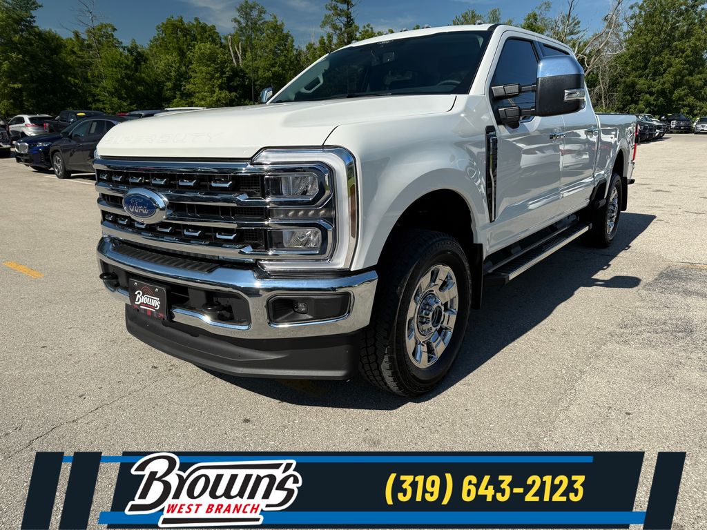 White Metallic 2026 Ford F-250 Super Duty Pickup Truck Four-Wheel Drive Automatic