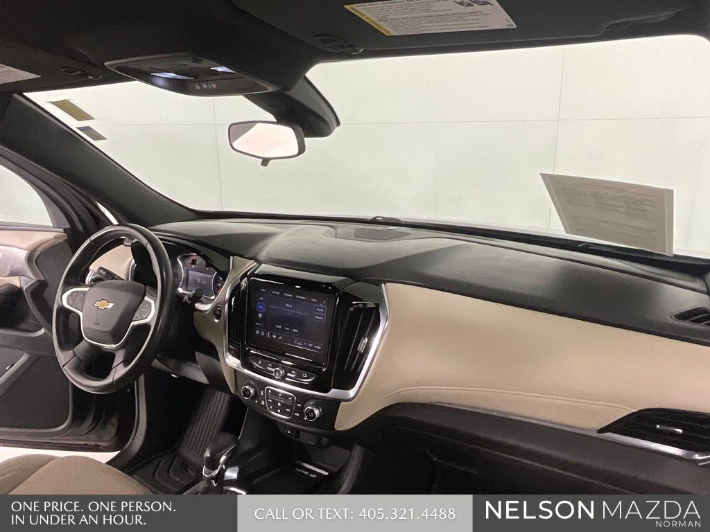 Used 2022 Red Chevrolet LT image 31