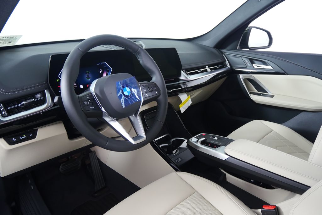 Thumbnail: 2025 BMW X1 - 12