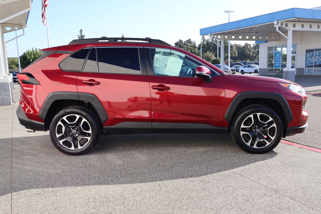 2019 Toyota RAV4 Adventure 4