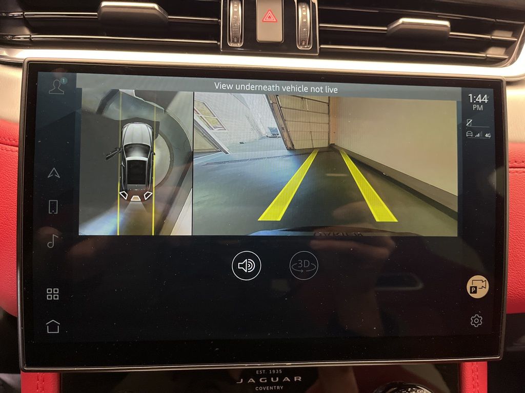 Thumbnail: 2021 Jaguar F-Pace - 18