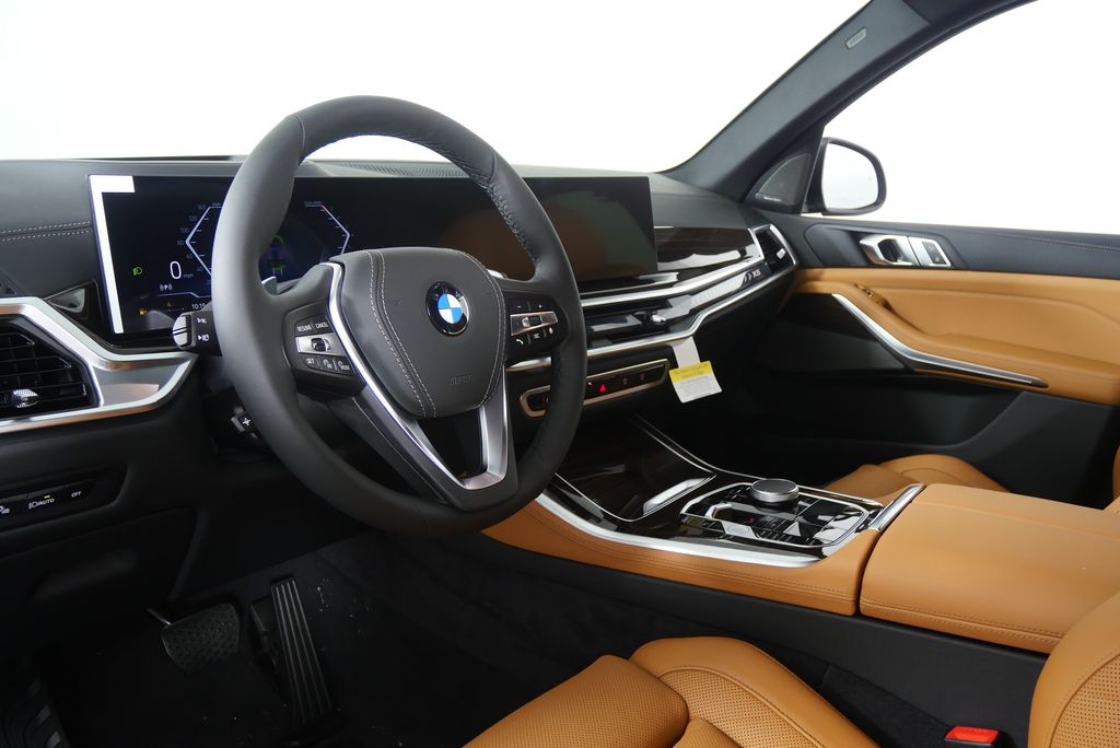 Thumbnail: 2026 BMW X5 - 12