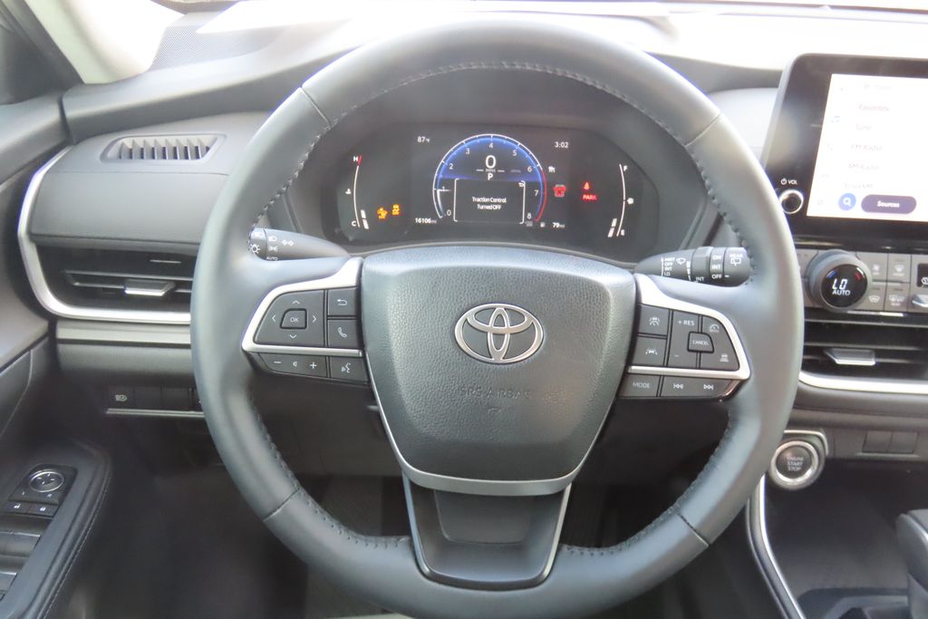 Thumbnail: 2024 Toyota Grand Highlander - 10