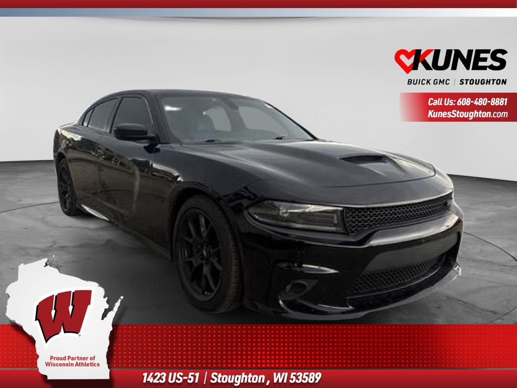 Pitch Black Clearcoat 2022 Dodge Charger Sedan Rear-Wheel Drive 8-Speed Automatic