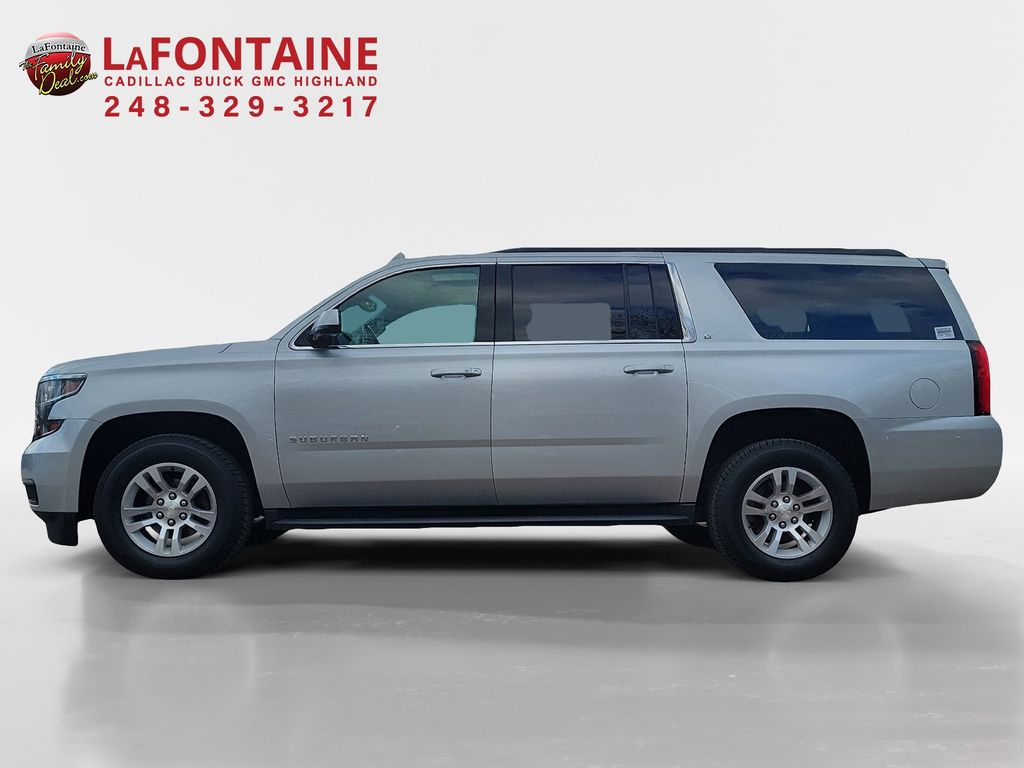 2018 Chevrolet Suburban LT 4