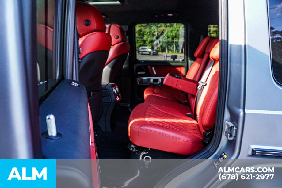 Used 2023 Gray Mercedes-Benz G 550 image 21