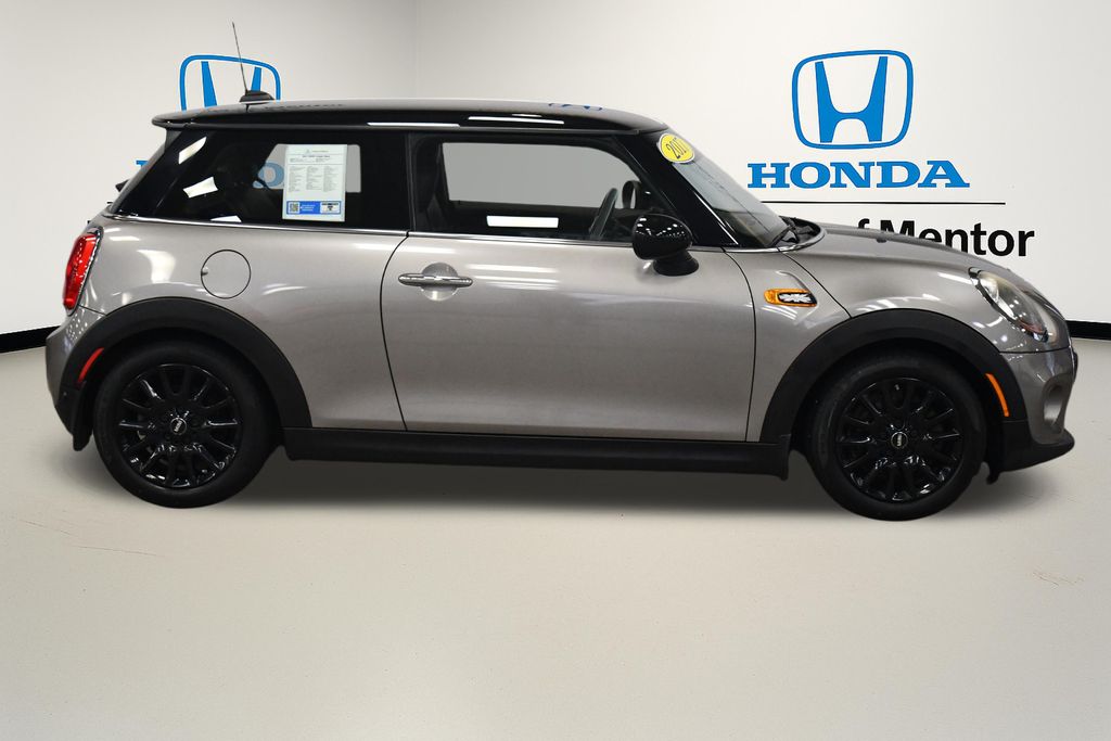 Thumbnail: 2017 MINI Cooper - 7