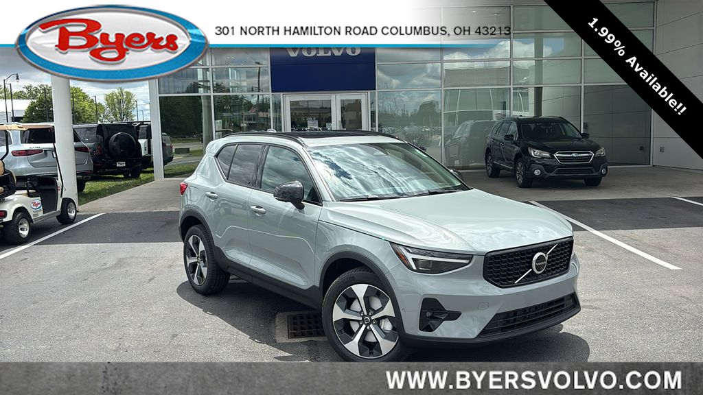 Gray (Vapour Grey Metallic) 2026 Volvo XC40 SUV / Crossover All-Wheel Drive Automatic