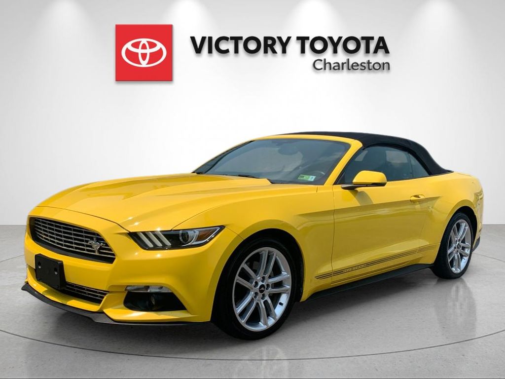 2016 Ford Mustang EcoBoost Premium Convertible RWD
